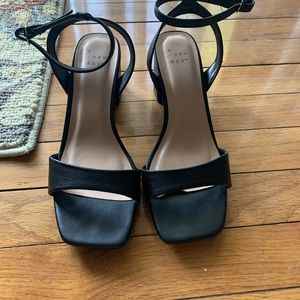 ⭐️NWOT⭐️ only wore once.